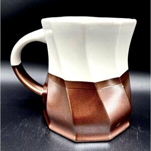 La Rochelle Brown Metallic Geometric Twist Mug Coffee Tea Cup White 24oz Bronze